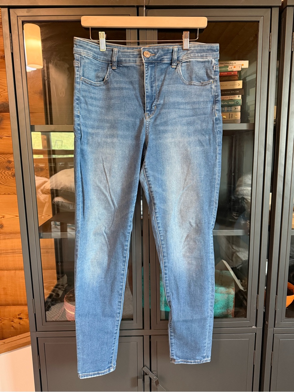 American Eagle Outfitters Medium Wash Skinny Jeans